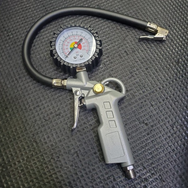 Digital Car Truck Air Pressure Inflator Gauge Vehicle Manometer Tyre Pressure Tester